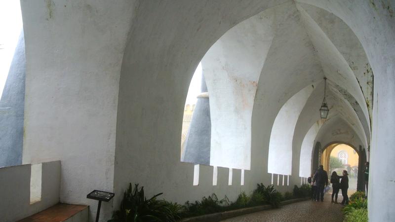 Parue dans : Pena, parc et palais