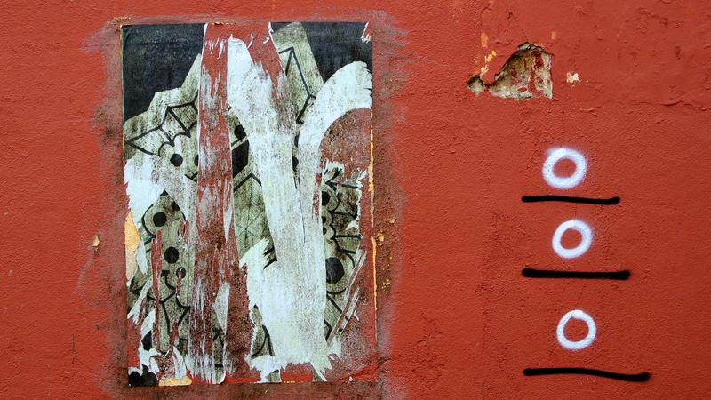 Parue dans : Lisbonne d'un mur à l'autre