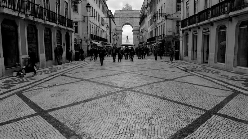 Parue dans : Lisbonne en noir et blanc