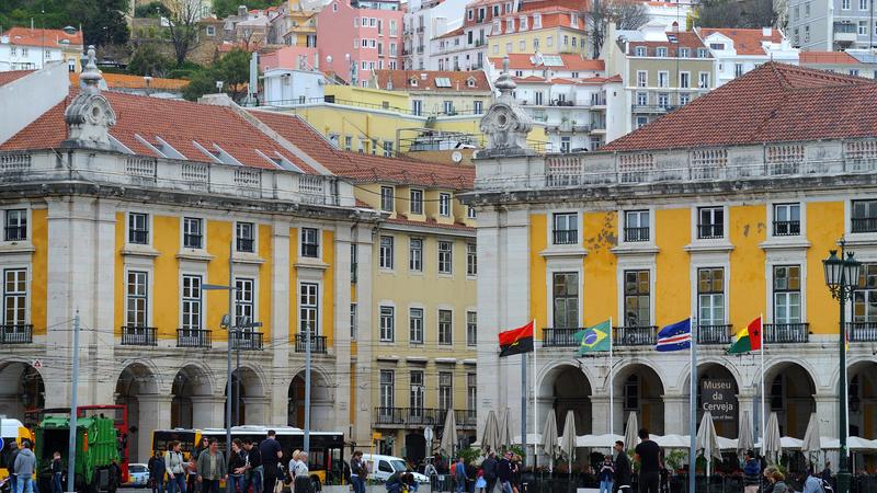 Parue dans : Lisbonne, entre rails et pavés