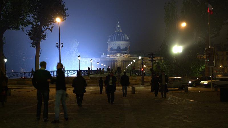 Parue dans : Paris