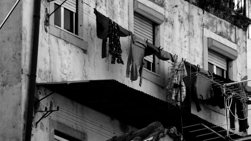 Parue dans : Lisbonne en noir et blanc
