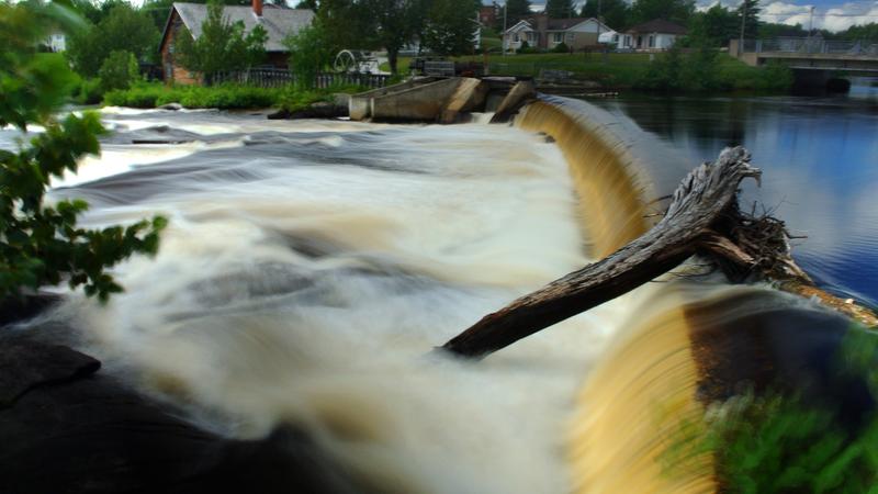Parue dans : Lac Saint-Jean
