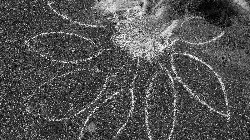 Parue dans : Spécial noir et blanc