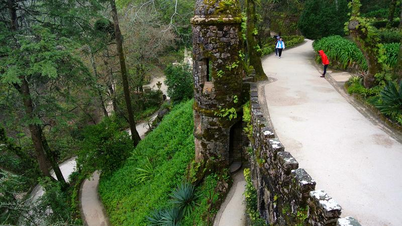 Parue dans : Quinta da Regaleira