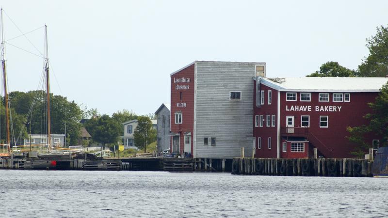 Parue dans : De Digby à Halifax