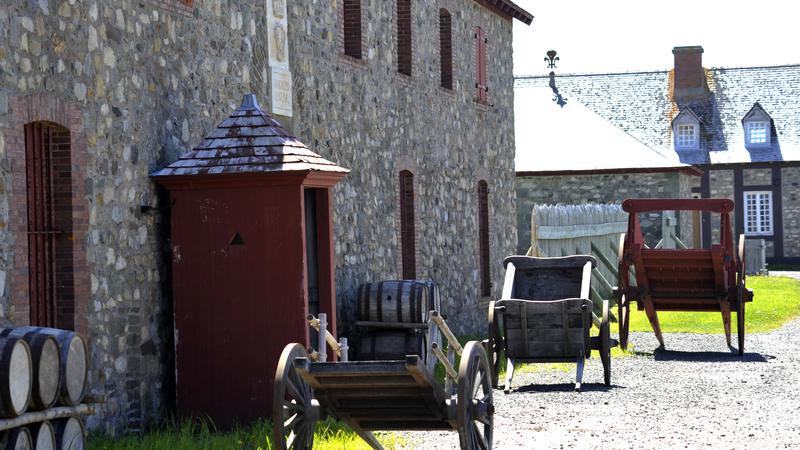 Parue dans : Île du Cap Breton ( Louisbourg )