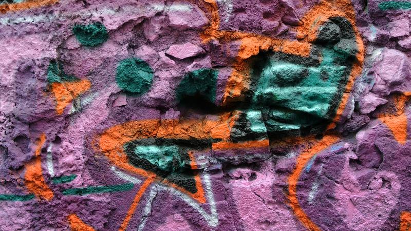Parue dans : Lisbonne d'un mur à l'autre
