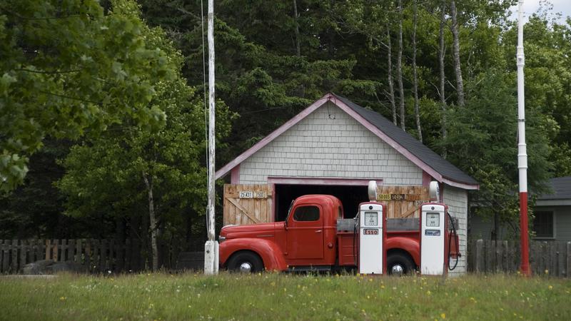 Parue dans : Memory Lane Heritage Village