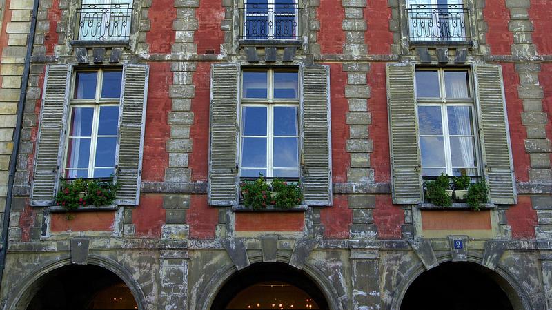 Parue dans : Paris