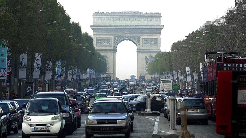 Parue dans : Paris