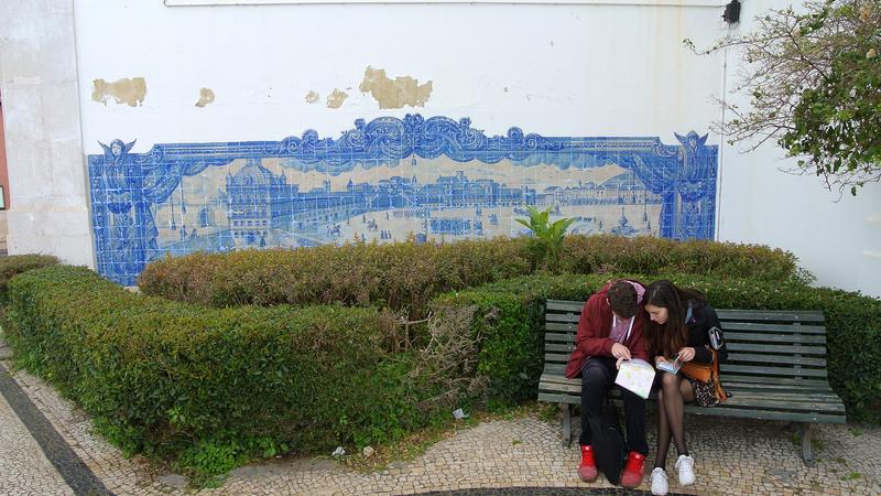 Parue dans : Lisbonne, entre rails et pavés