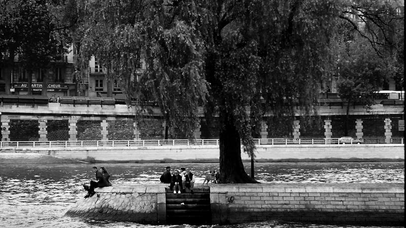 Parue dans : Paris noir et blanc