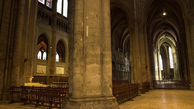 Parue dans : Chartres