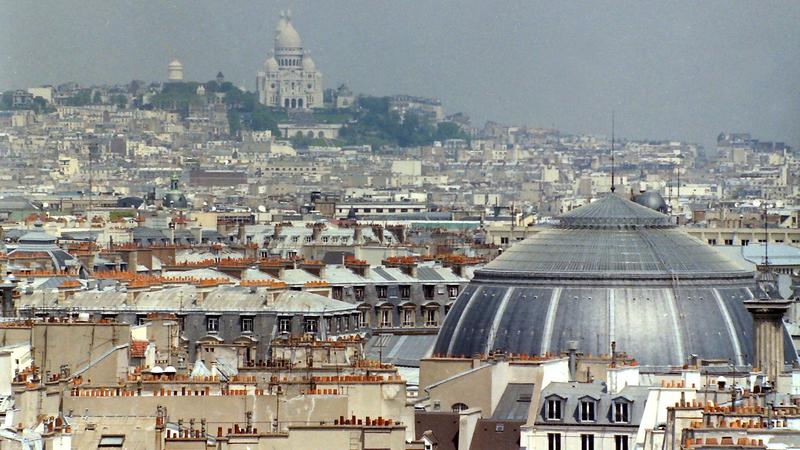 Parue dans : Paris