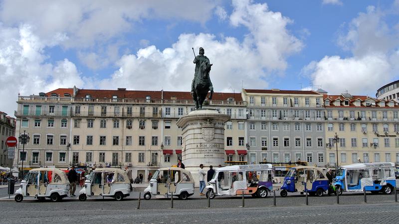 Parue dans : Lisbonne, entre rails et pavés