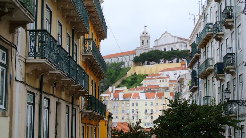 Parue dans : Lisbonne, entre rails et pavés