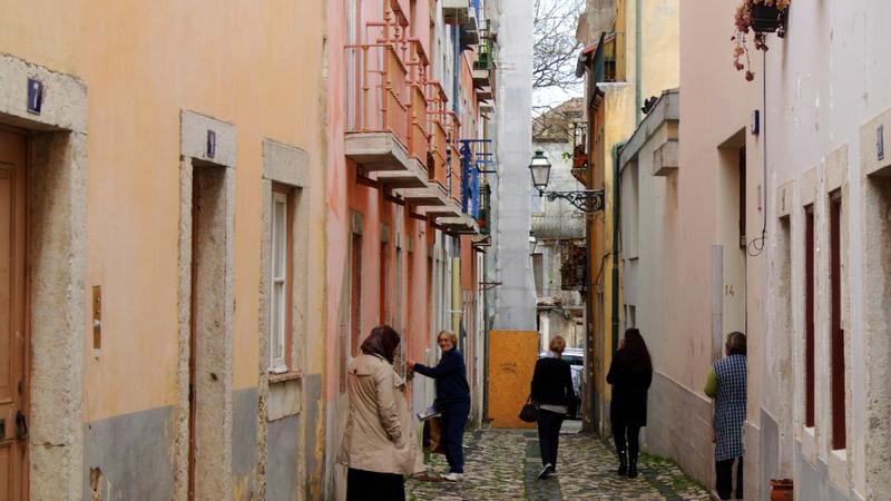 Parue dans : Lisbonne, entre rails et pavés