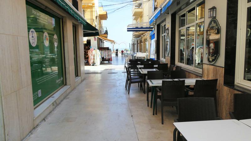 Parue dans : Montemar-La Carihuela