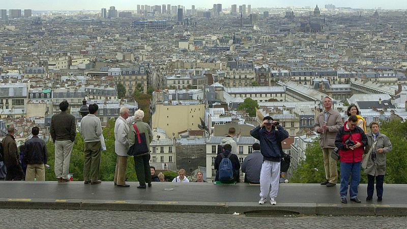 Parue dans : Paris