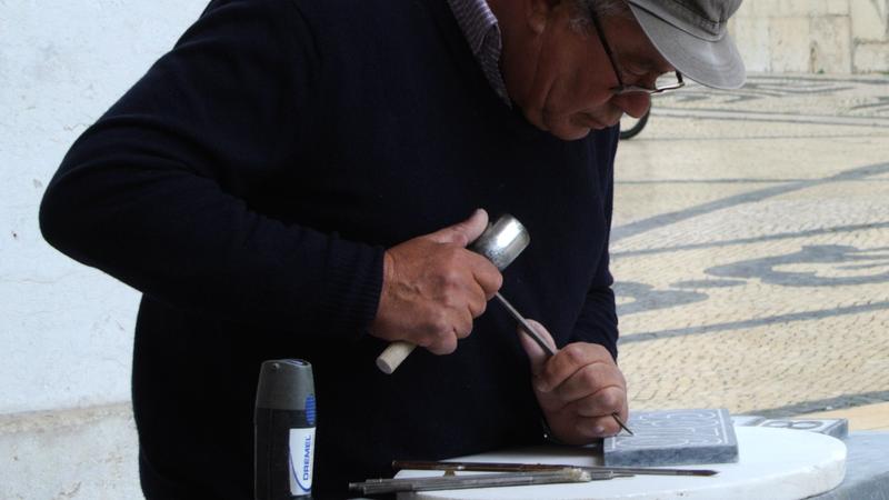 Parue dans : Lisbonne, entre rails et pavés