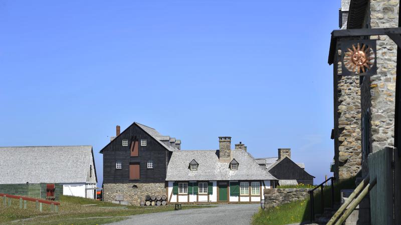 Parue dans : Île du Cap Breton ( Louisbourg )