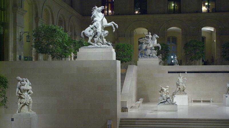 Parue dans : Paris