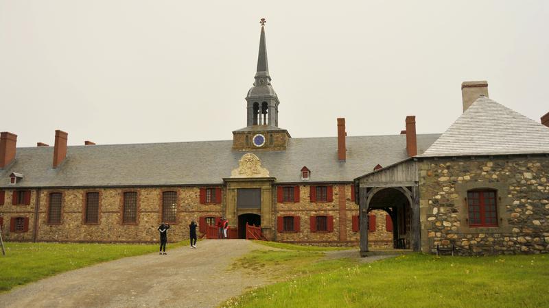 Parue dans : Île du Cap Breton ( Louisbourg )