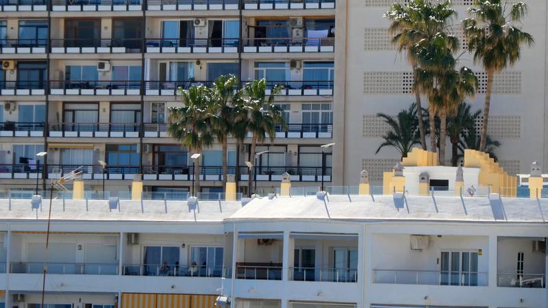 Parue dans : Entre ciel, mer et terre