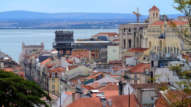 Parue dans : Lisbonne, entre rails et pavés