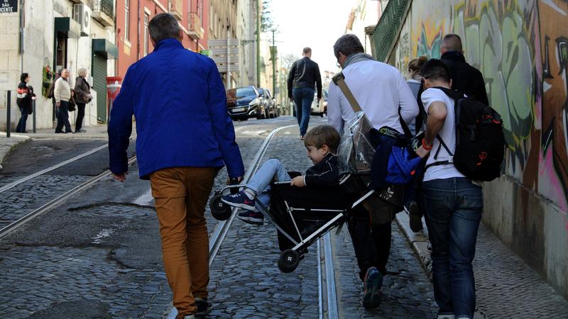 Parue dans : Lisbonne, entre rails et pavés
