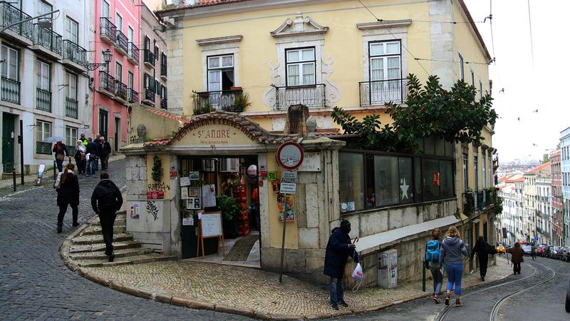 Parue dans : Lisbonne, entre rails et pavés