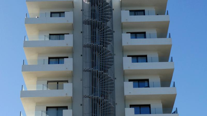 Parue dans : La Carihuela