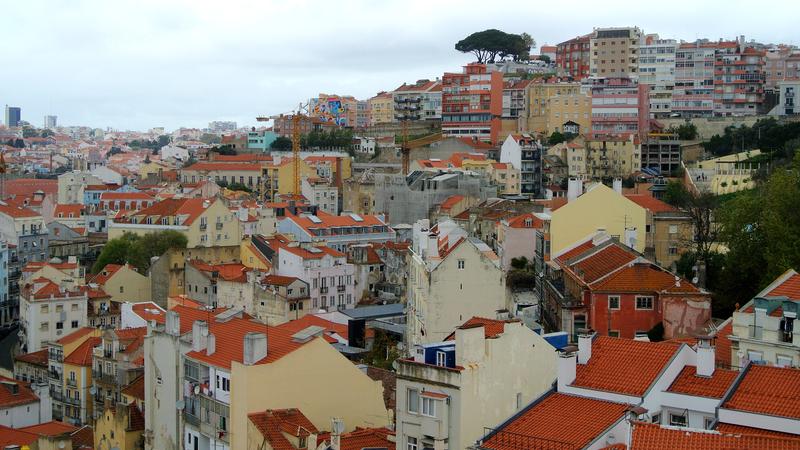Parue dans : Lisbonne, entre rails et pavés