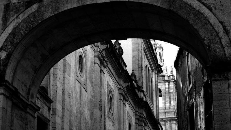 Parue dans : Lisbonne en noir et blanc