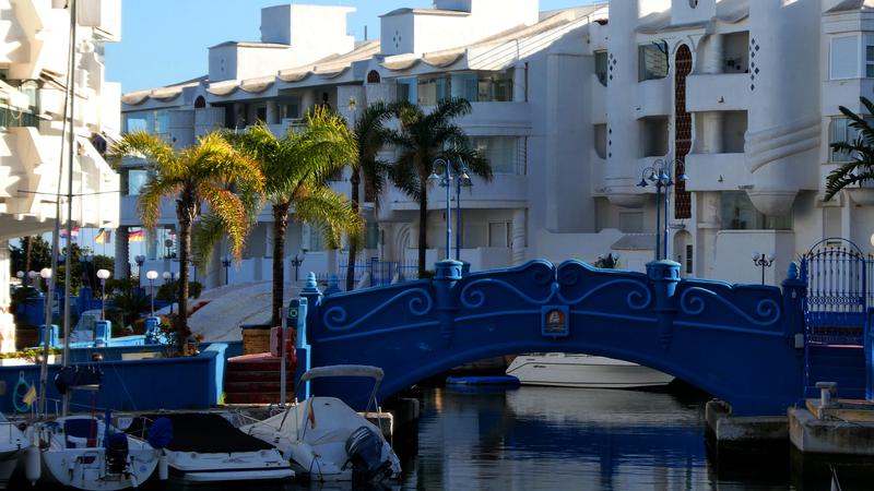 Parue dans : Benalmadena