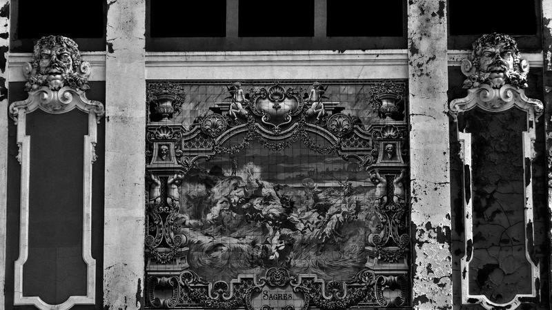 Parue dans : Lisbonne en noir et blanc